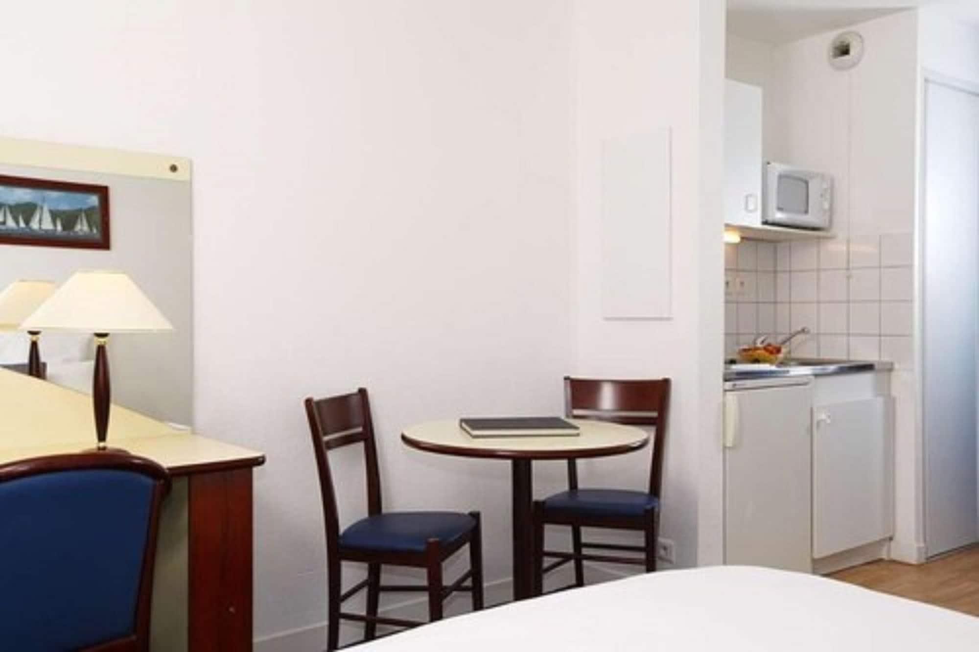 Aparthotel Terres De France Brest Esterno foto