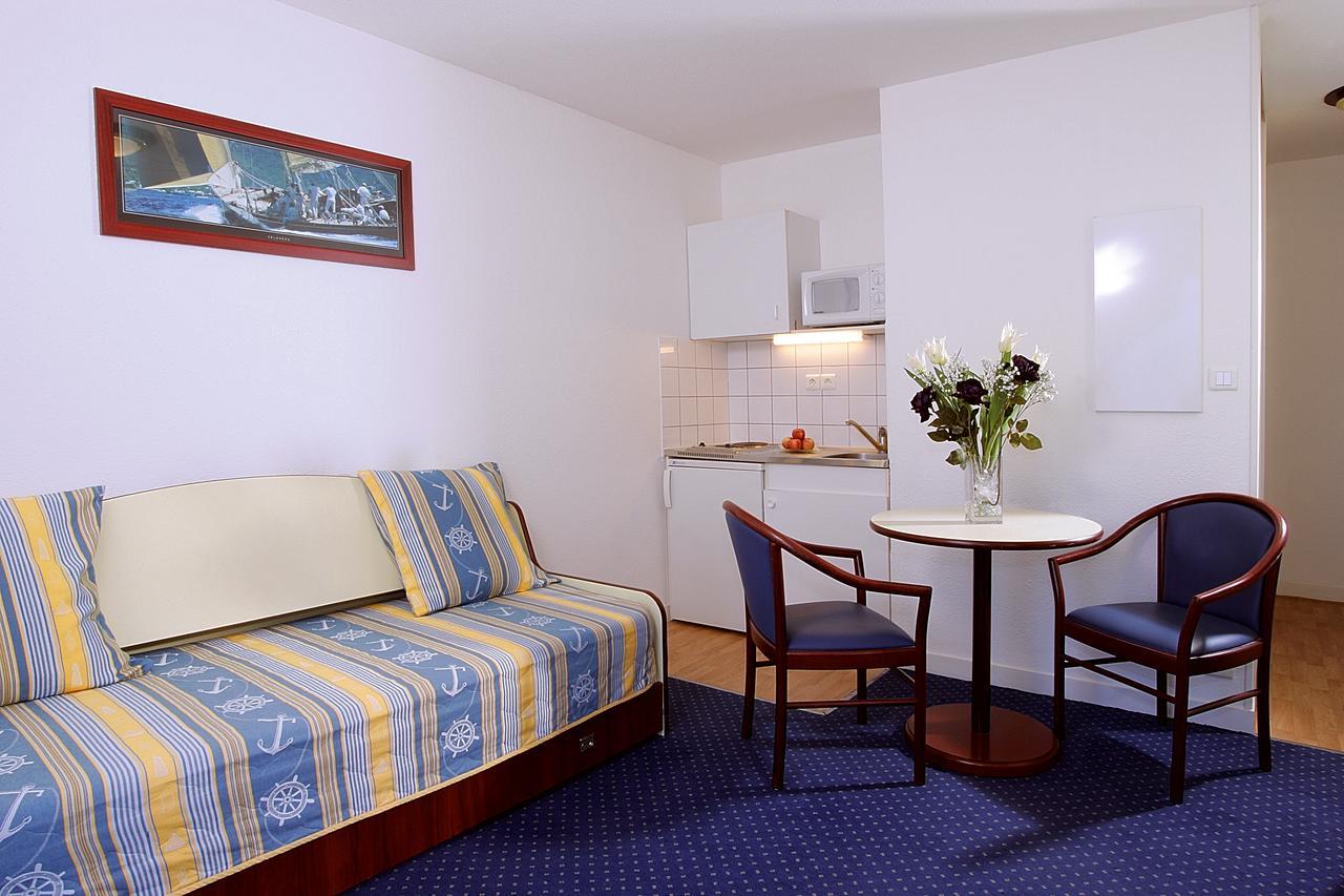 Aparthotel Terres De France Brest Esterno foto