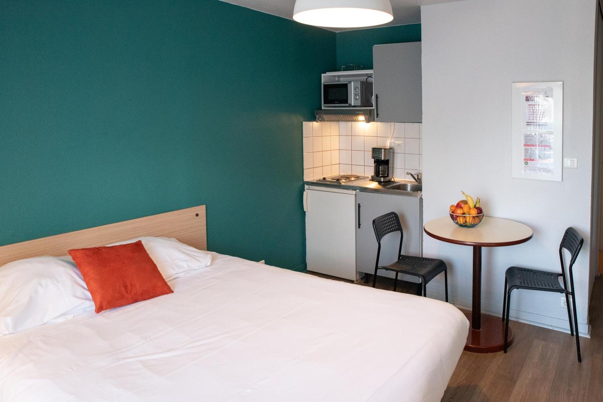 Aparthotel Terres De France Brest Esterno foto